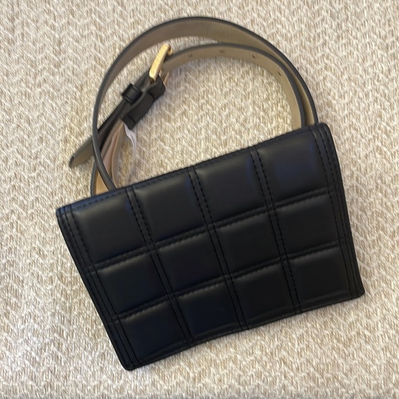 Steve Madden Quilted Faux Leather Belt Bag - Picture 3 of 11